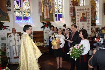 Архієпископ і Митрополит Перемисько-Варшавській Кир Іван Мартиняк відслужив Божественну Архиєрейську Літургію з нагоди золотого Ювілею 50-ліття парафії Чесного Хреста у Венгожеві 2015_2 (5)