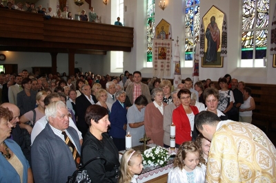 Приміційна Божественна Свята Літургія нововисвяченого отця Богдана Крика Венгожево 2012 (3)