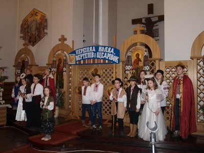 У місті Венгожево  відбувся VІ регіональний перегляд вертепів, коляд і щедрівок 2015_2 (4)