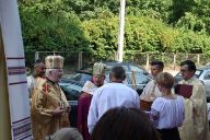 Архієпископ і Митрополит Перемисько-Варшавській Кир Іван Мартиняк відслужив Божественну Архиєрейську Літургію з нагоди золотого Ювілею 50-ліття парафії Чесного Хреста у Венгожеві 2015_1