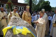 Архієпископ і Митрополит Перемисько-Варшавській Кир Іван Мартиняк відслужив Божественну Архиєрейську Літургію з нагоди золотого Ювілею 50-ліття парафії Чесного Хреста у Венгожеві 2015_4 (6)